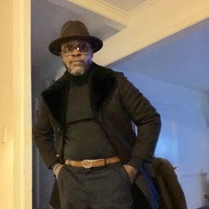 Meet your Posher, Robert